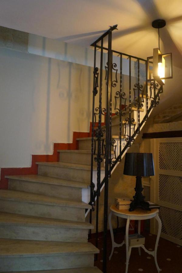 La Maison Des Eaux Saint-Jean-de-Thurac 外观 照片
