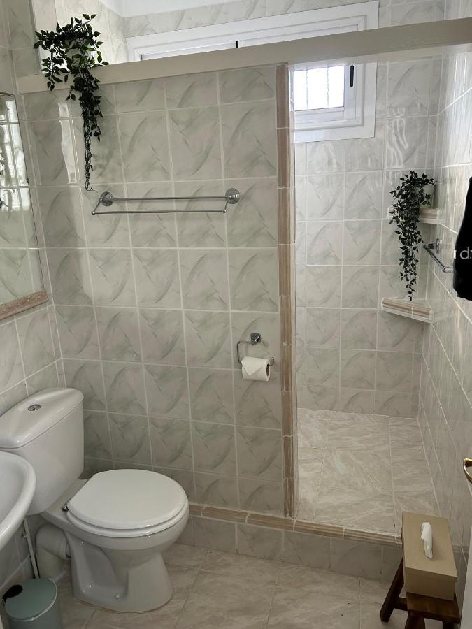 La Maison Des Eaux Saint-Jean-de-Thurac 外观 照片